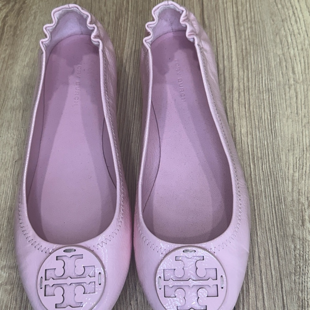 Tory Burch Pink Leather Flats with Logo Medallion